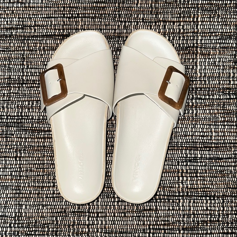 BRAND NEW VINCE SANDALS